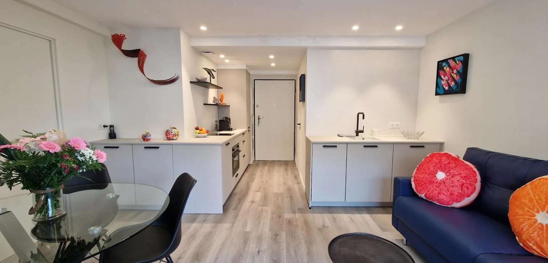 אנטיב Juan 4 Prs, Clim, 300M Plage, Piscine, Parking