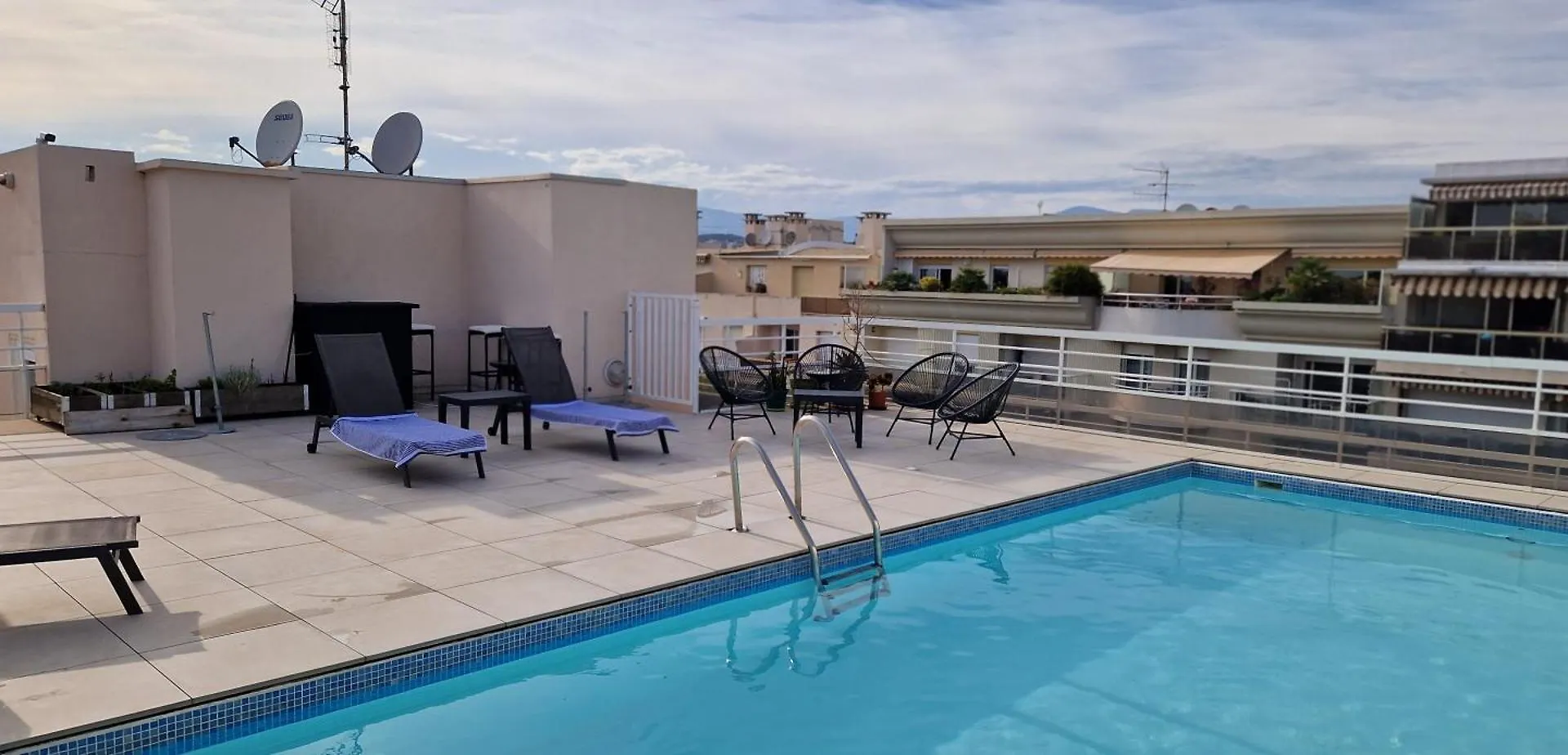 Juan 4 Prs, Clim, 300M Plage, Piscine, Parking Antibes