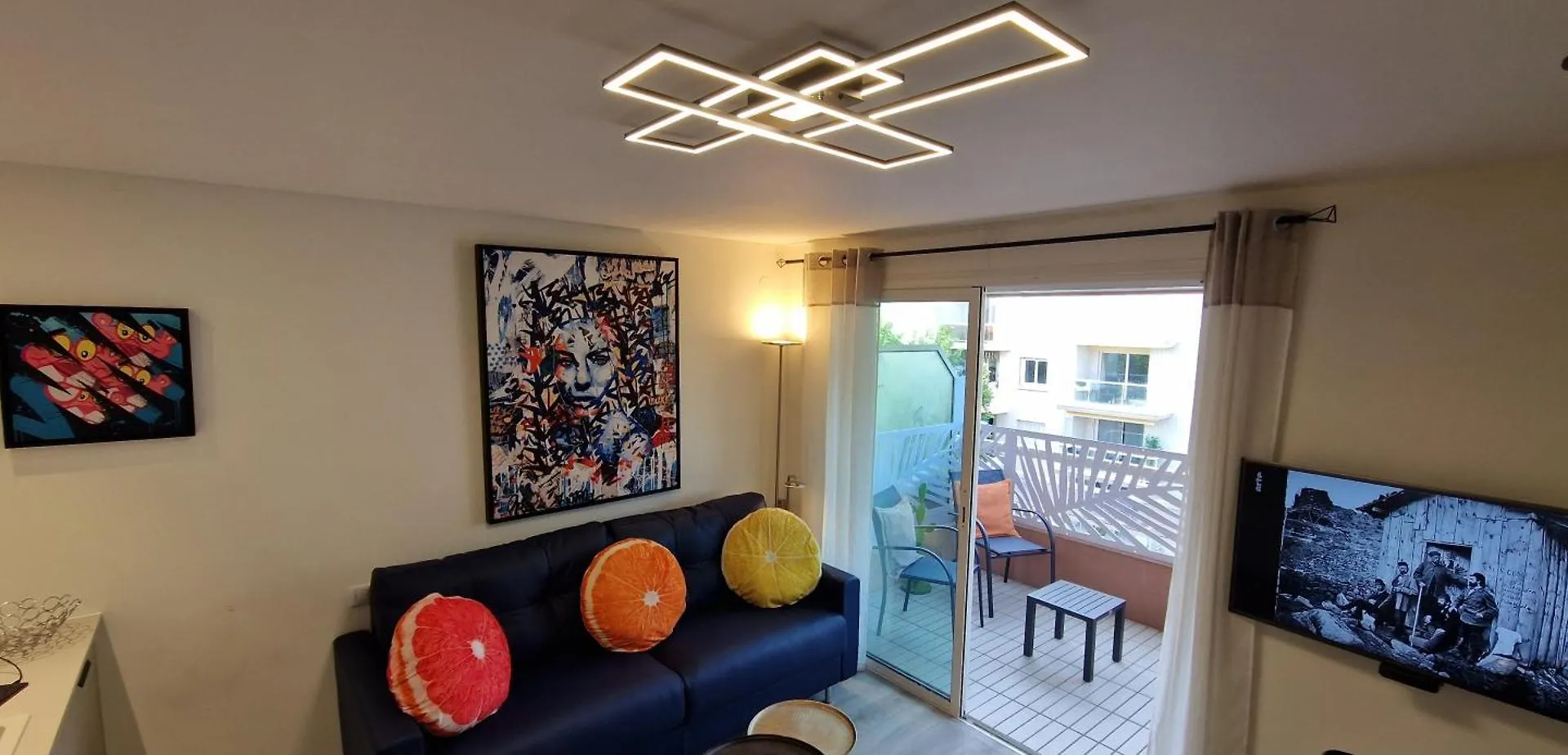 אנטיב Juan 4 Prs, Clim, 300M Plage, Piscine, Parking צרפת