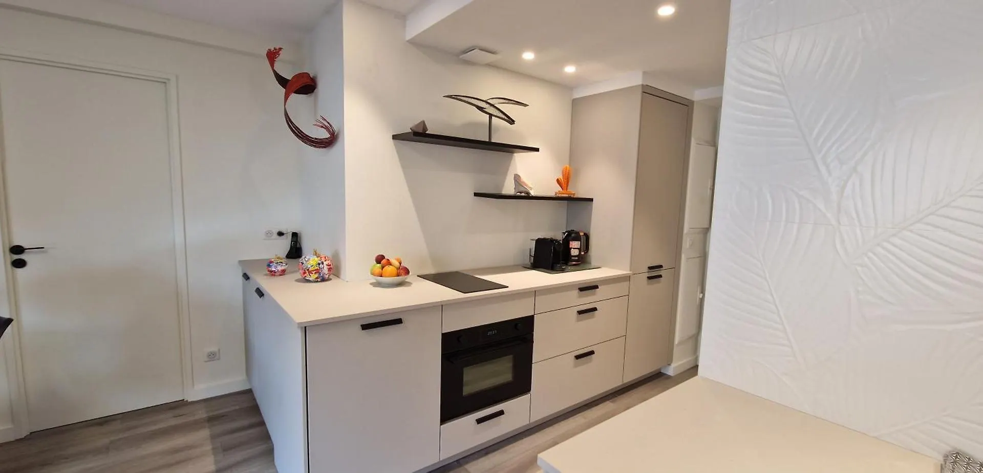 Apartment Juan 4 Prs, Clim, 300M Plage, Piscine, Parking Antibes