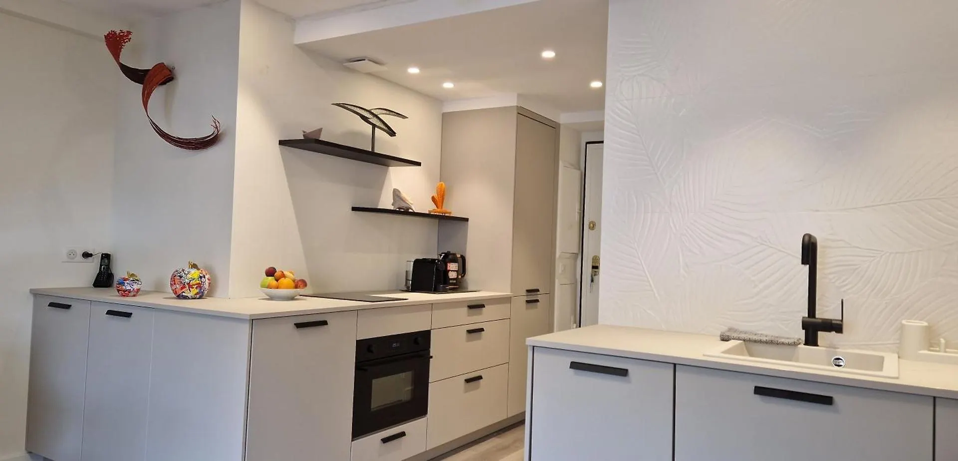 Apartment Juan 4 Prs, Clim, 300M Plage, Piscine, Parking Antibes France