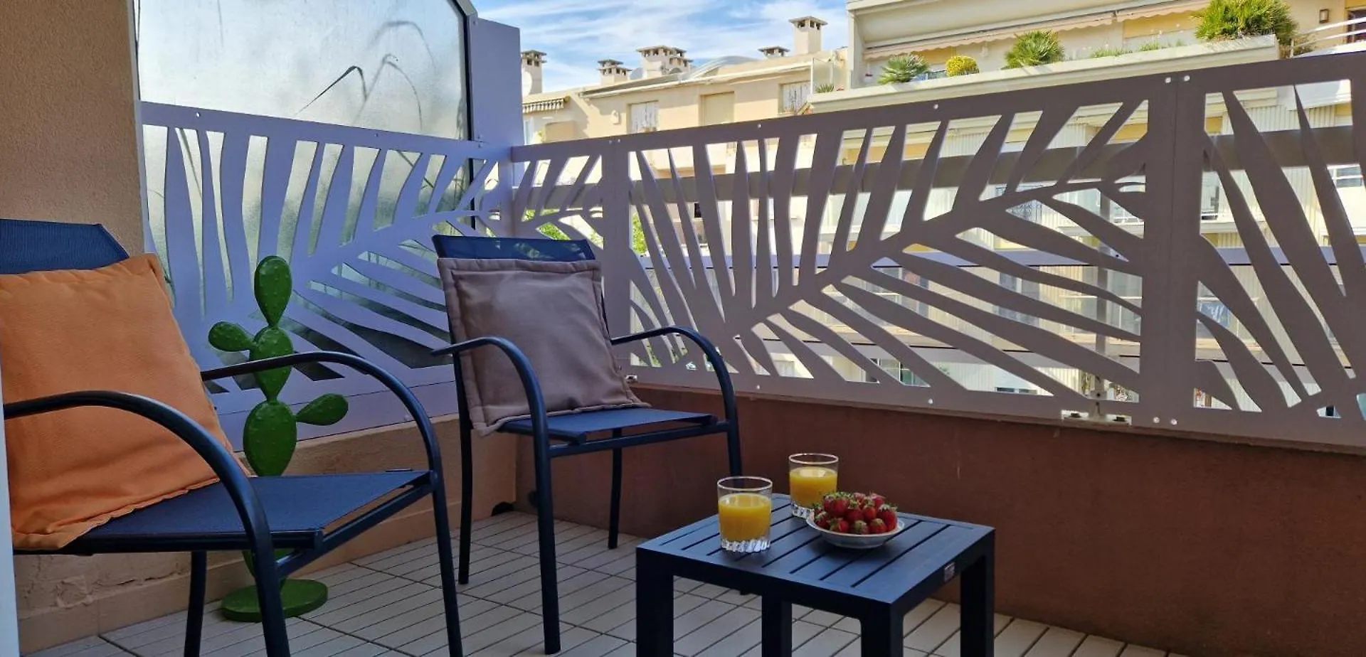 Apartment Juan 4 Prs, Clim, 300M Plage, Piscine, Parking Antibes France