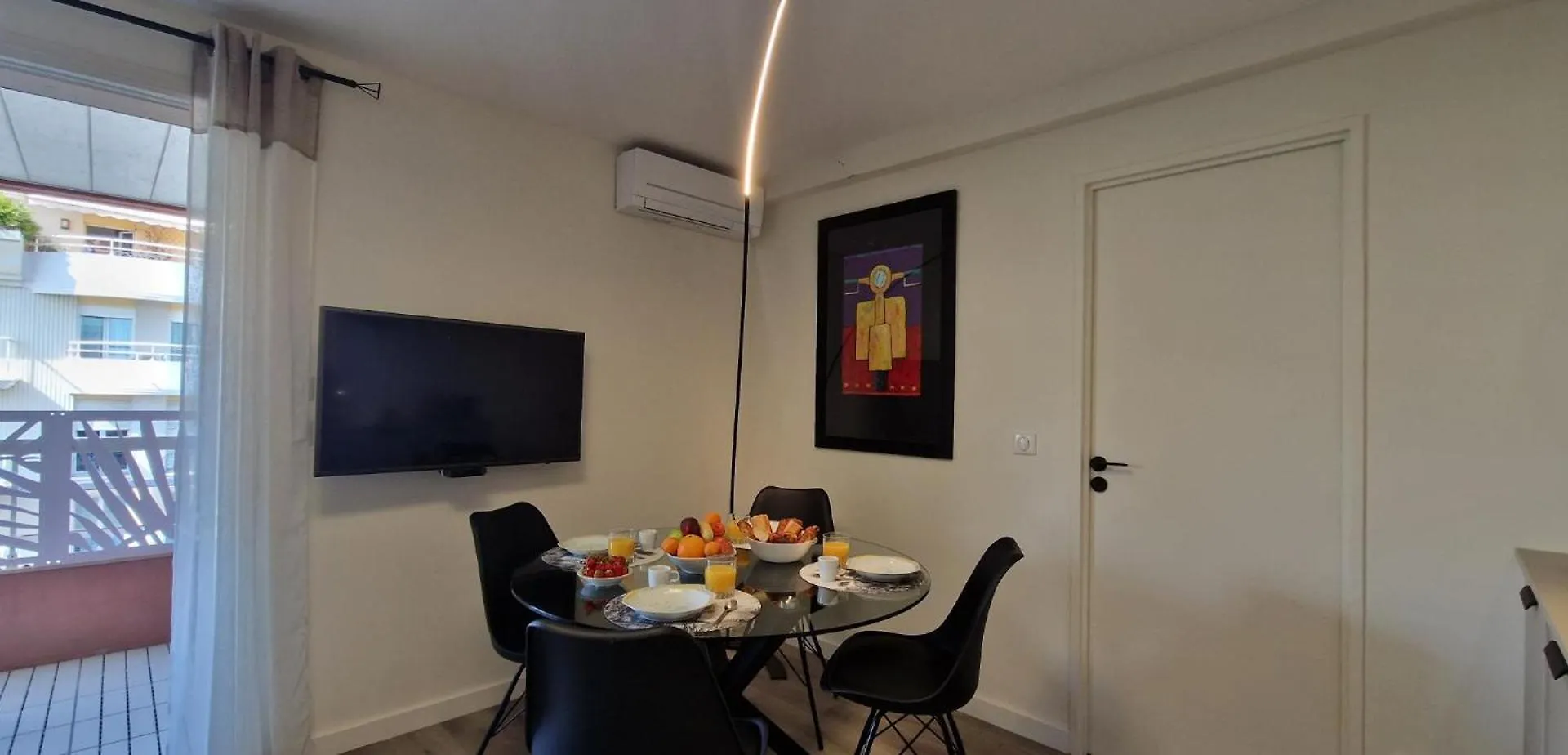 Juan 4 Prs, Clim, 300M Plage, Piscine, Parking Antibes France